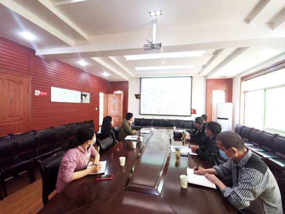 c0302b6c77515c0d30b75d444f9492f8.jpg image002.jpg