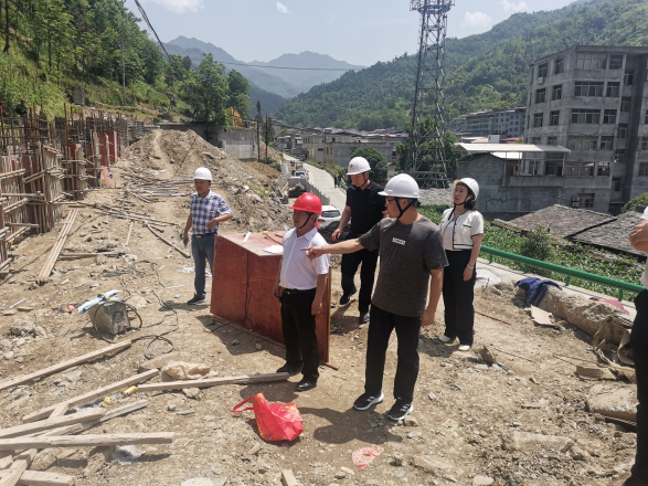 98d2cef813c4e414ed365ca09654b93e.png 綜合地質(zhì)大隊新聞稿件審批表2022--177679.png