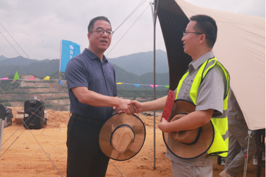 698b516774dbacf8180dd13ecfe4a340.png 新建 DOC 文檔0.png